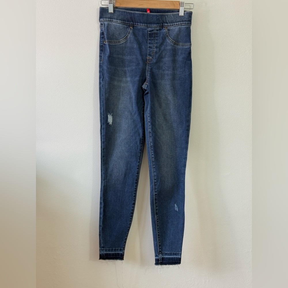 SPANX Distressed Skinny Jeans | Size S/P | Shaping Denim! Great Condition!